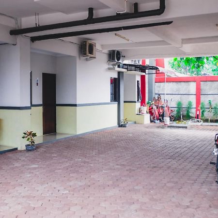 Reddoorz Plus @ Helvetia Medan Exterior photo